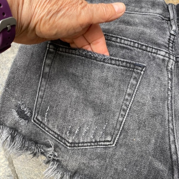 Free People Loving Good Vibrations distressed black denim jeans size 25 - Picture 8 of 15